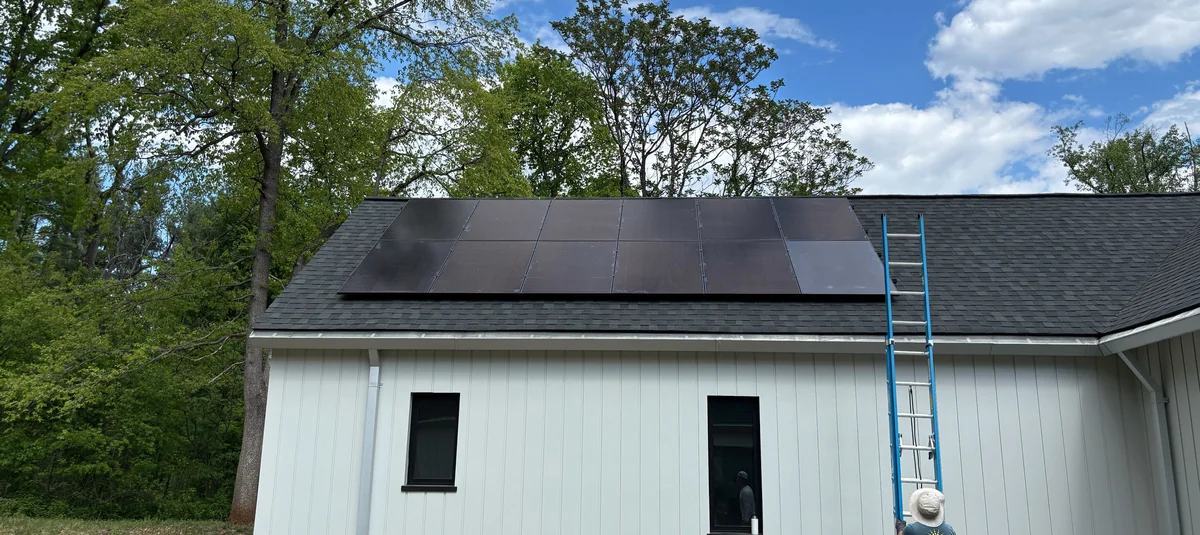 A modern Virginia home with a recently expanded rooftop solar array