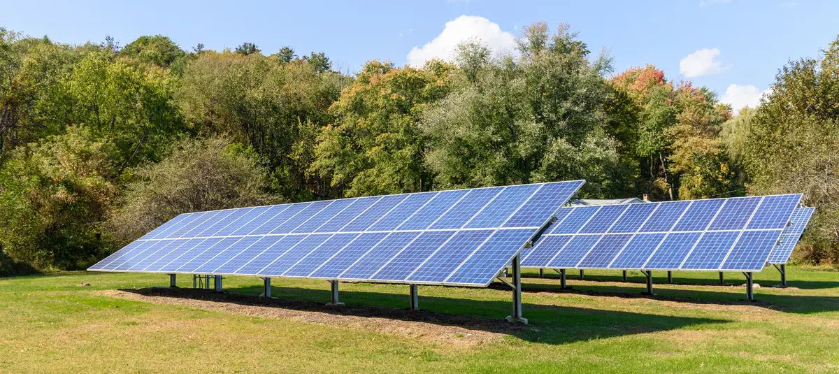 Rooftop solar vs ground mounted solar: which is right for you