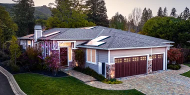 Solar home with Powerwall 3 on exterior